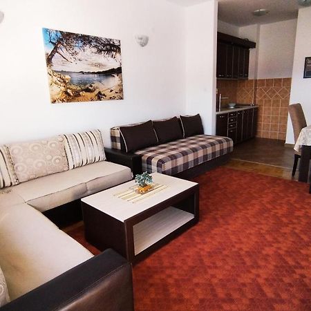 Rakocevic Apartments Petrovac Ngoại thất bức ảnh