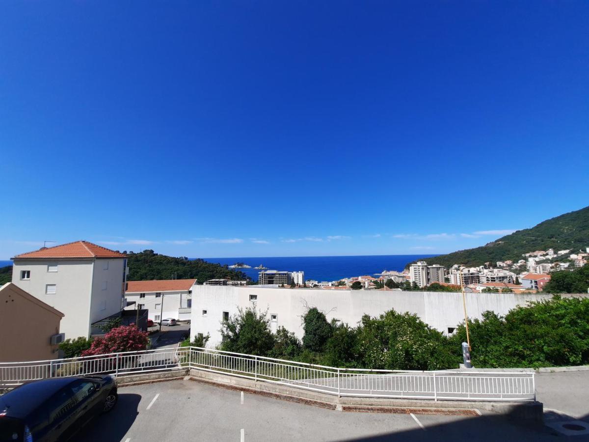 Rakocevic Apartments Petrovac Ngoại thất bức ảnh