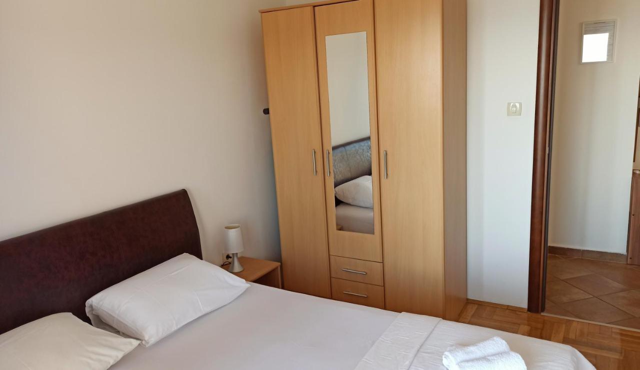 Rakocevic Apartments Petrovac Ngoại thất bức ảnh