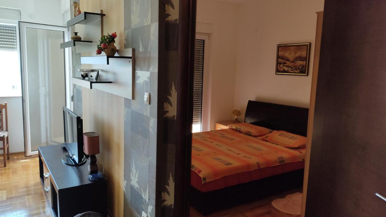 Rakocevic Apartments Petrovac Ngoại thất bức ảnh