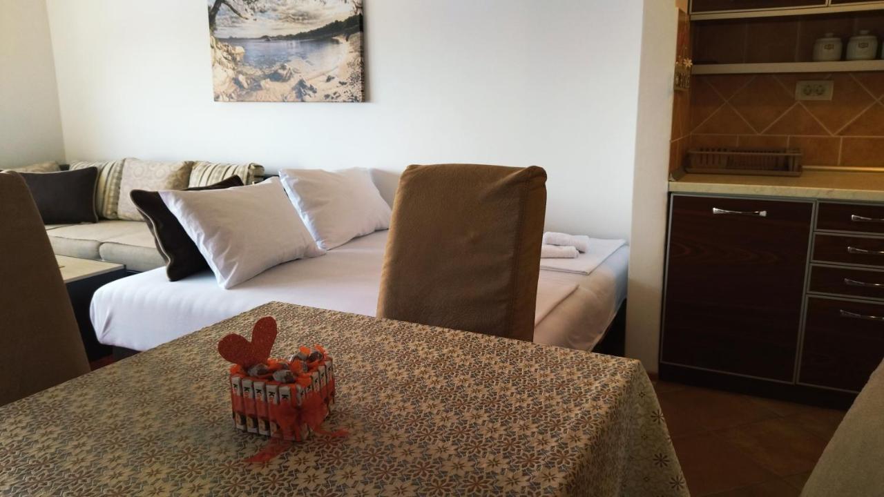 Rakocevic Apartments Petrovac Ngoại thất bức ảnh