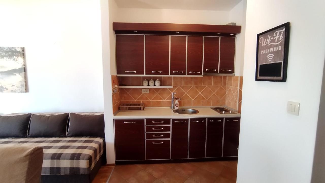 Rakocevic Apartments Petrovac Ngoại thất bức ảnh
