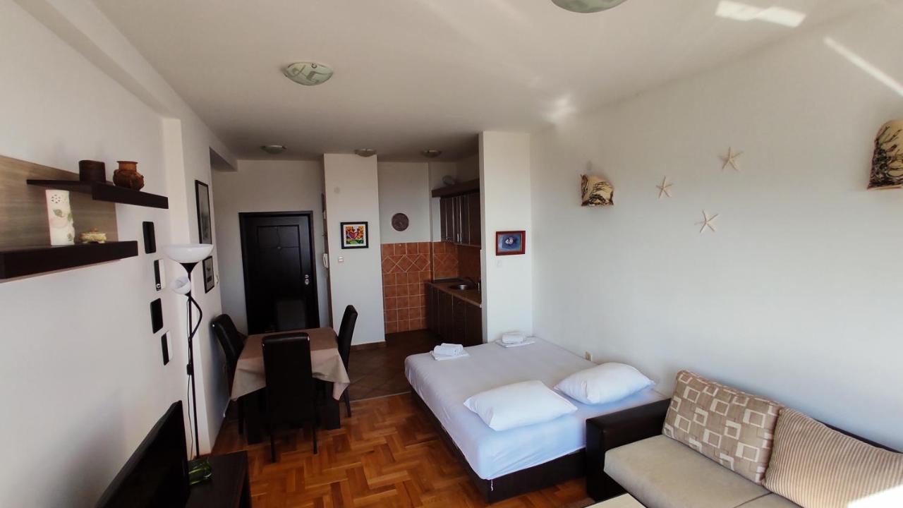Rakocevic Apartments Petrovac Ngoại thất bức ảnh