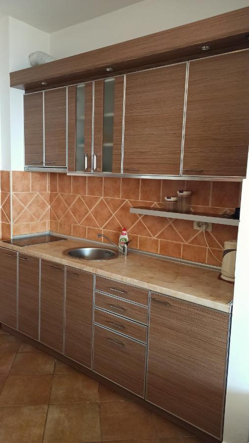Rakocevic Apartments Petrovac Ngoại thất bức ảnh