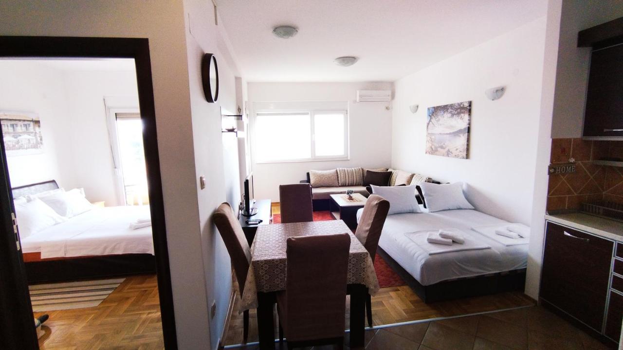 Rakocevic Apartments Petrovac Ngoại thất bức ảnh